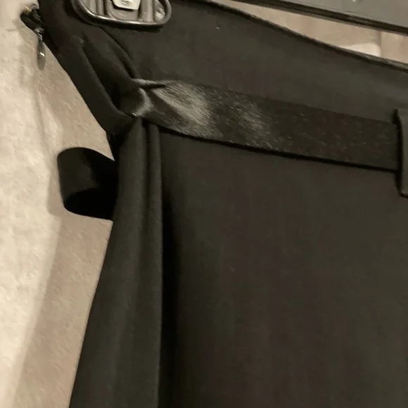 Burberry London Black A-Line Skirt US size 8, most flattering flowy skirt ever! - Picture 2 of 12